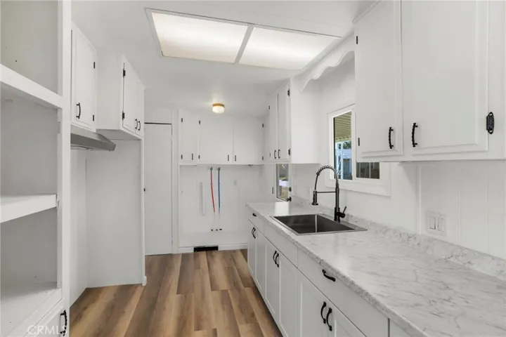 5800 Hamner Avenue 301, Eastvale, California 91752
