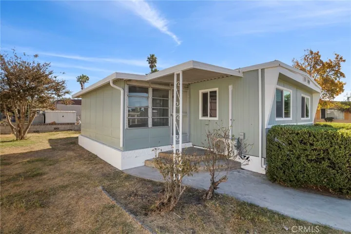 5800 Hamner Avenue 301, Eastvale, California 91752