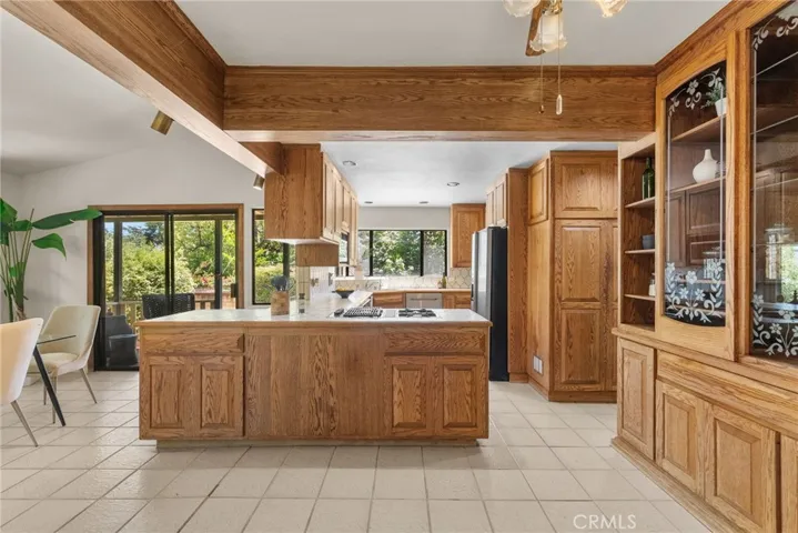 1156 E Howard Street, Pasadena, California 91104