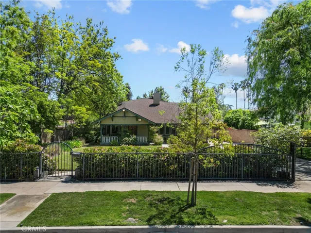 1156 E Howard Street, Pasadena, California 91104