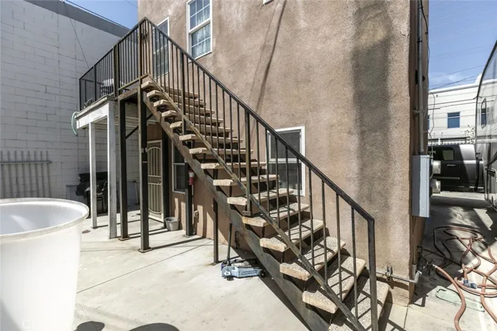 10615 San Fernando Road, Pacoima, California 91331