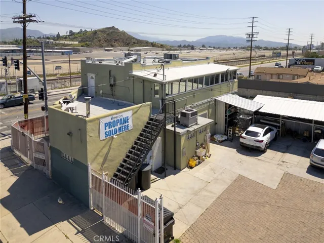 10615 San Fernando Road, Pacoima, California 91331