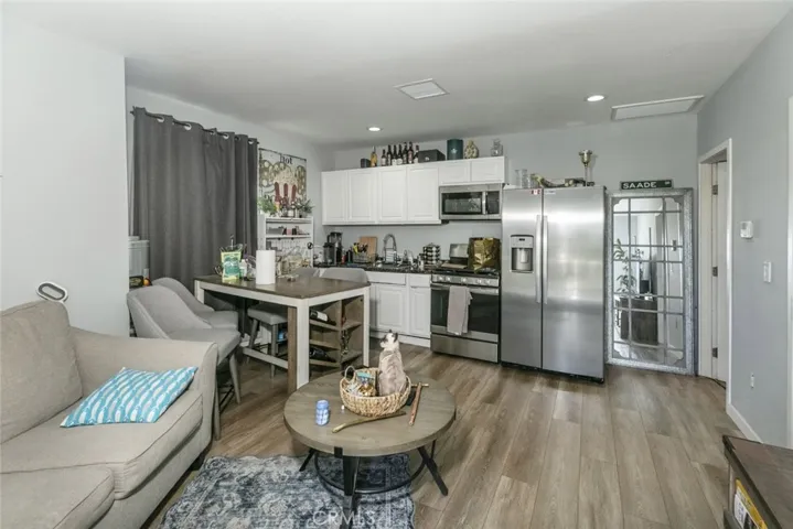 10615 San Fernando Road, Pacoima, California 91331