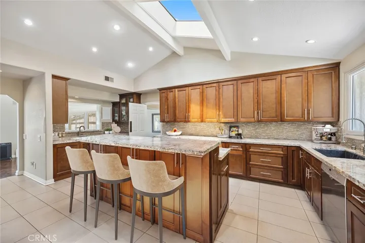 270 S Orange Acres Drive, Anaheim Hills, California 92807