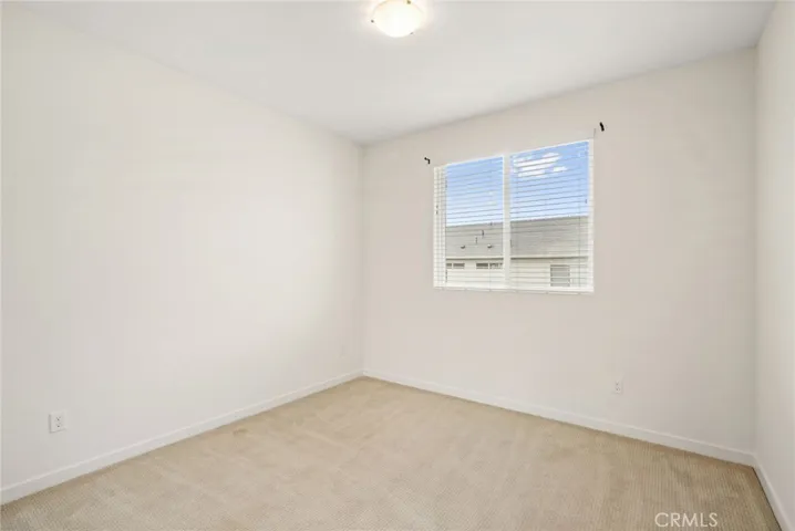 8258 N Haven Lane, Northridge, California 91325