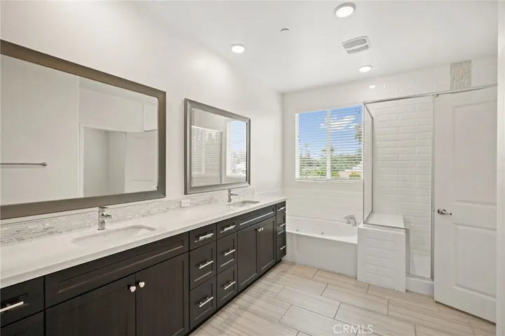 8258 N Haven Lane, Northridge, California 91325