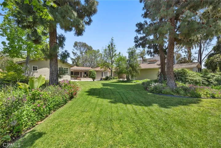 1127 Crestview Drive, Fullerton, California 92833