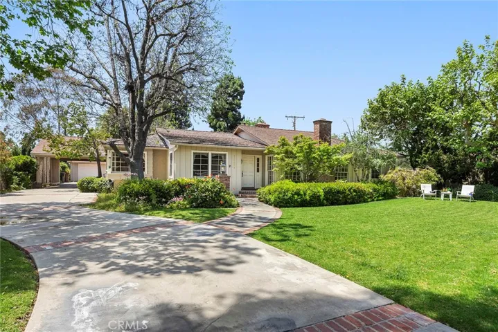 1127 Crestview Drive, Fullerton, California 92833