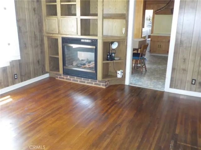 Family room/ formal dining