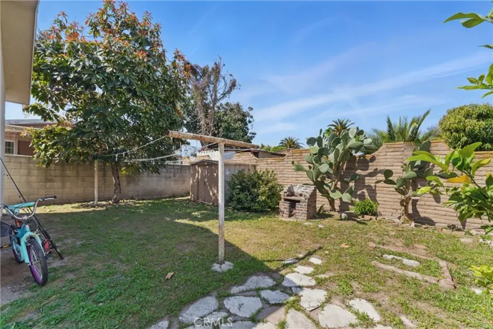 1113 Flint Avenue, Wilmington, California 90744