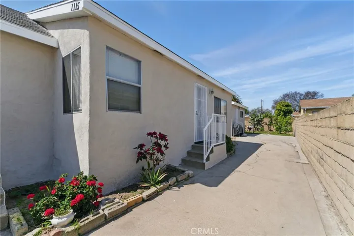1113 Flint Avenue, Wilmington, California 90744