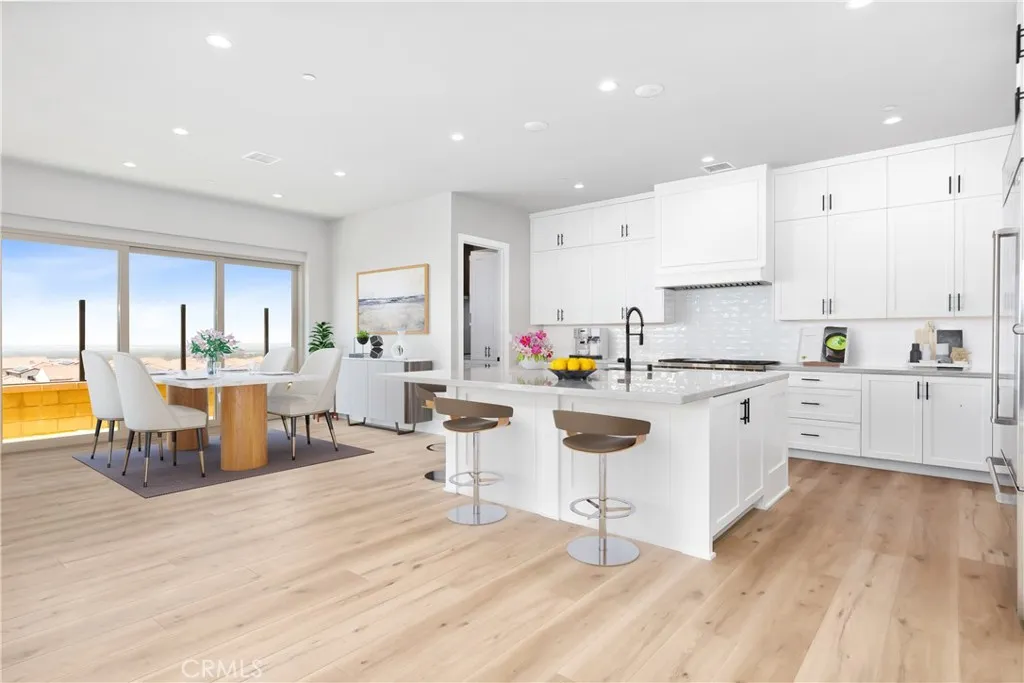 127 Oakstone, Irvine, California 92618 home-pic-6