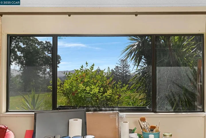 895 Ridge Dr, Concord, California 94518