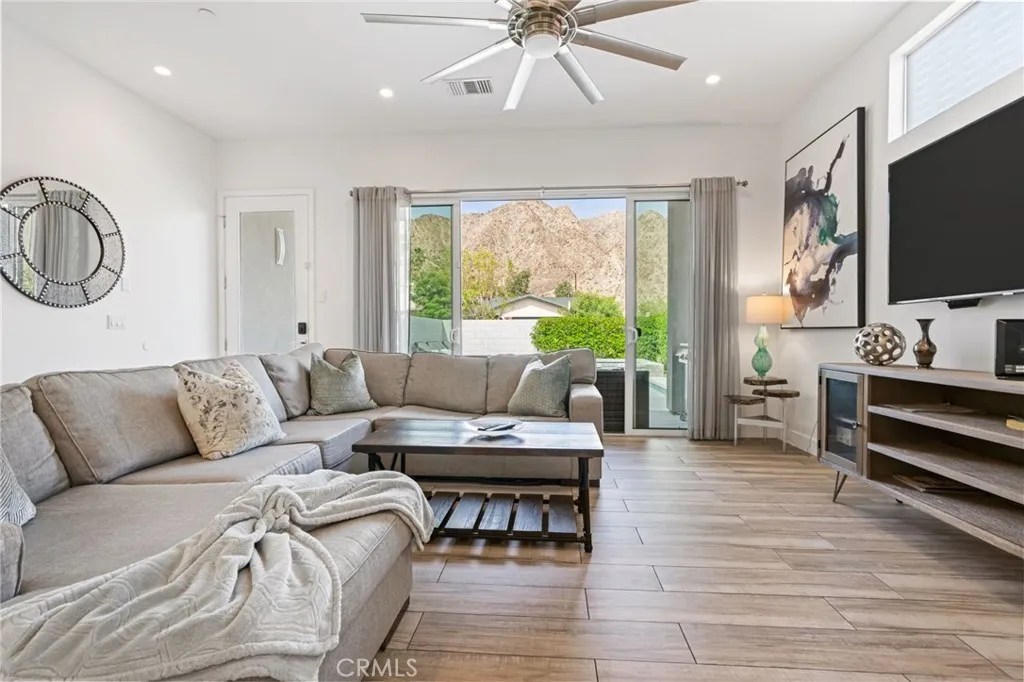54060 Avenida Madero, La Quinta, California 92253 home-pic-3