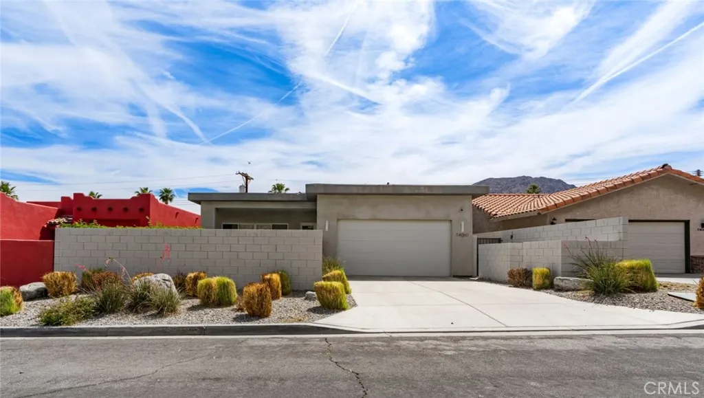 54060 Avenida Madero, La Quinta, California 92253 home-pic-0