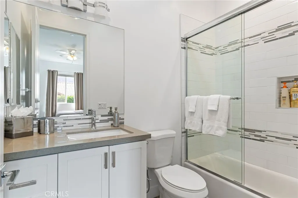 54060 Avenida Madero, La Quinta, California 92253 home-pic-25