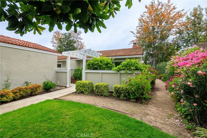 3268 San Amadeo C, Laguna Woods, California 92637