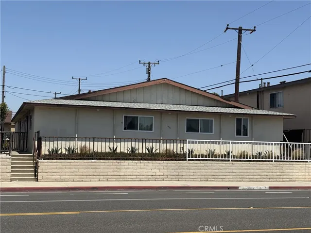 7731 Slater Avenue, Huntington Beach, California 92647