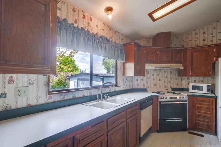 9100 Single Oak Dr Spc 10, Lakeside, California 92040