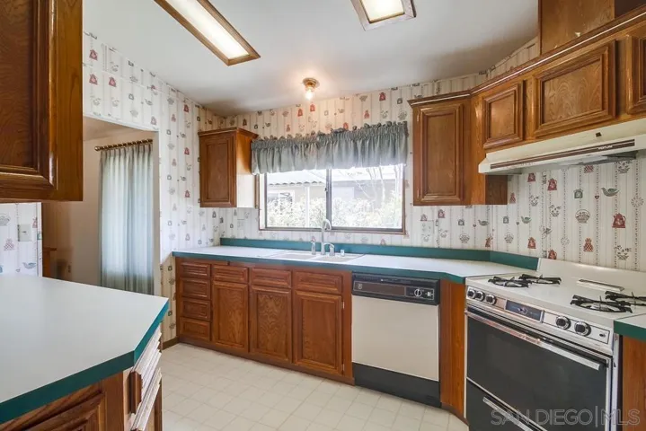 9100 Single Oak Dr Spc 10, Lakeside, California 92040