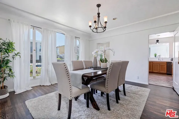 8101 W 4th Street, Los Angeles, California 90048