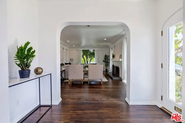 8101 W 4th Street, Los Angeles, California 90048