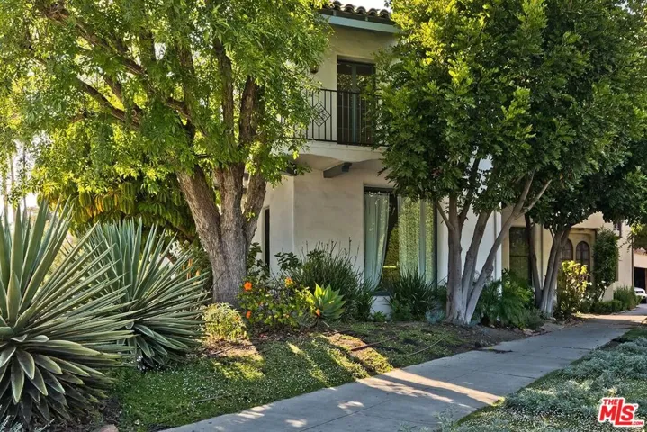 8101 W 4th Street, Los Angeles, California 90048