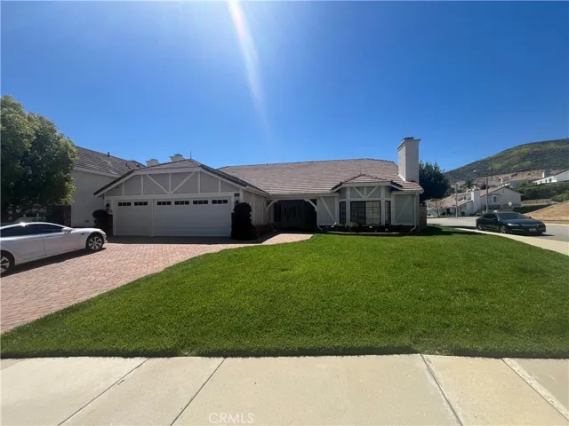 5859 Hempstead Drive, Agoura Hills, California 91301