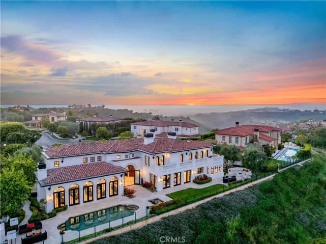 Drone Views aof the estate.t twighlight of the rear