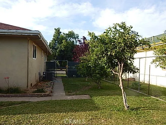 1427 Yolo Street, Corning, California 96021