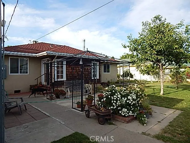 1427 Yolo Street, Corning, California 96021