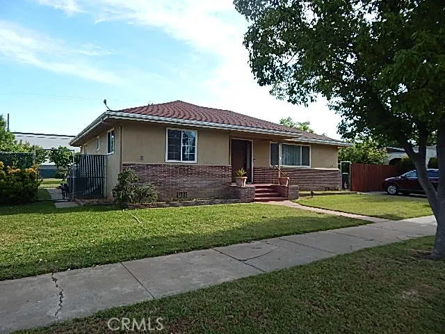 1427 Yolo Street, Corning, California 96021