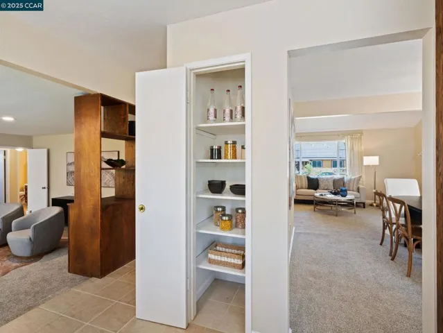 1062 Santa Clara Ln., Petaluma, California 94954