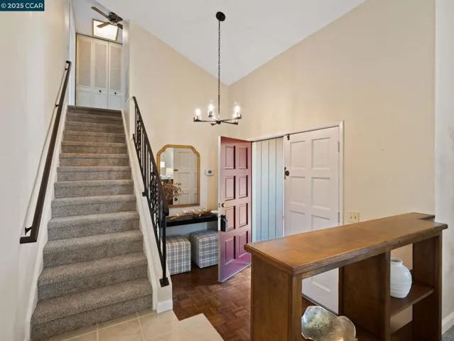 1062 Santa Clara Ln., Petaluma, California 94954