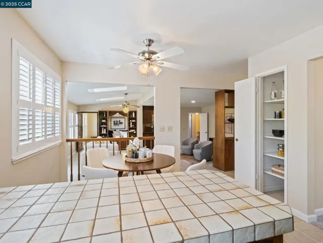 1062 Santa Clara Ln., Petaluma, California 94954