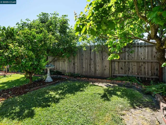 1062 Santa Clara Ln., Petaluma, California 94954