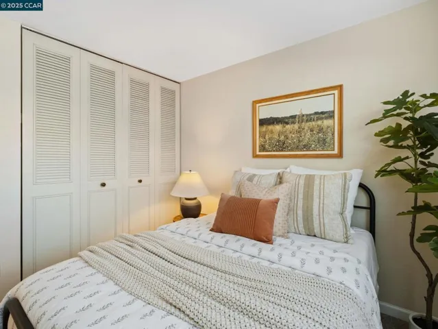 1062 Santa Clara Ln., Petaluma, California 94954