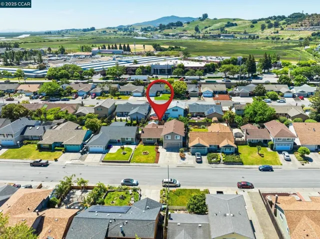 1062 Santa Clara Ln., Petaluma, California 94954