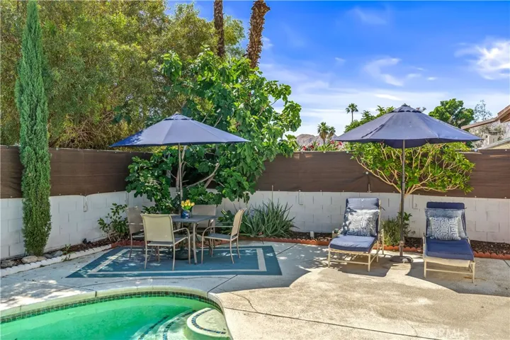 43160 Virginia Avenue, Palm Desert, California 92211