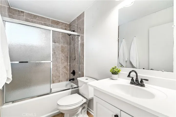 43160 Virginia Avenue, Palm Desert, California 92211