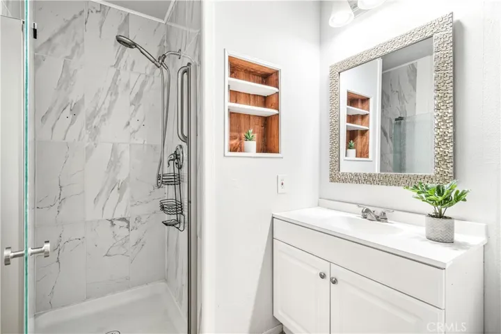 43160 Virginia Avenue, Palm Desert, California 92211