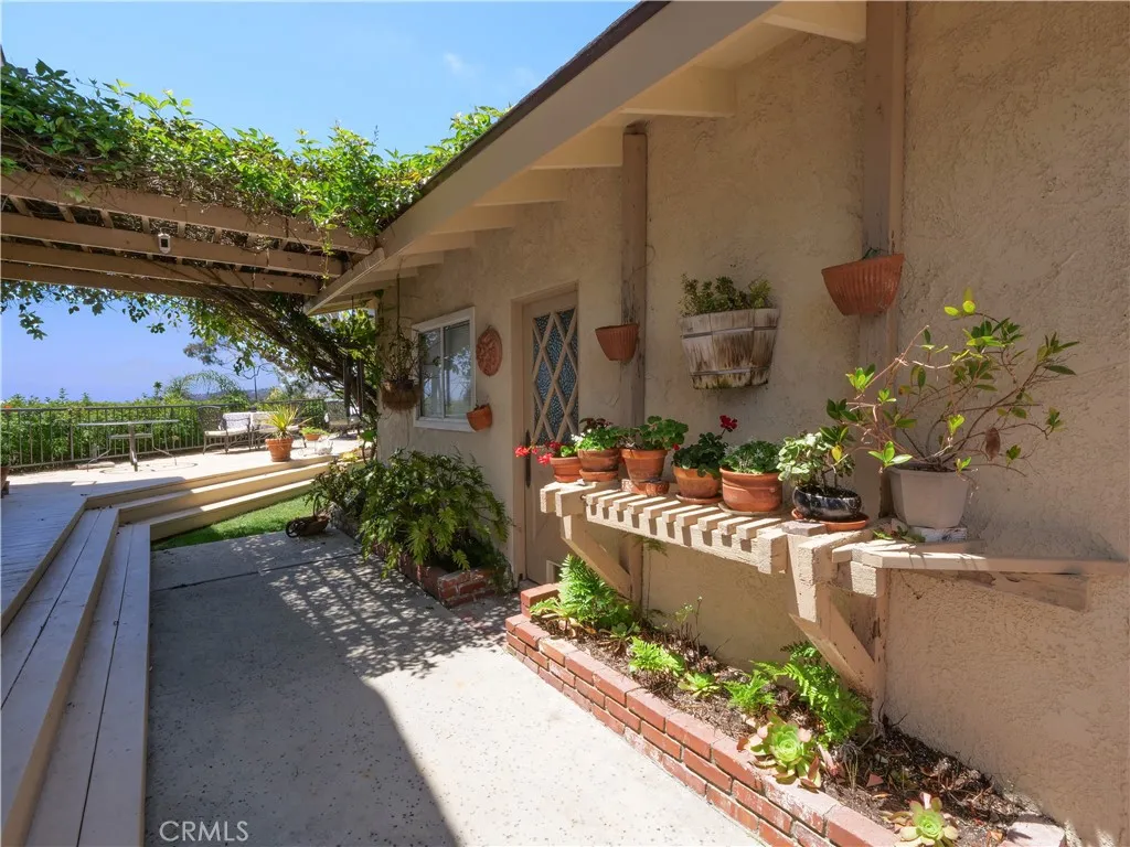 30915 Oceangrove Drive, Rancho Palos Verdes, California 90275 home-pic-35