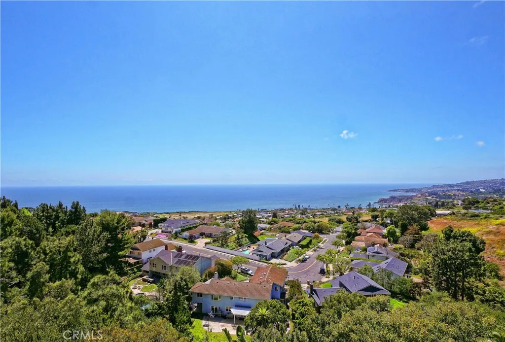 30915 Oceangrove Drive, Rancho Palos Verdes, California 90275 home-pic-0