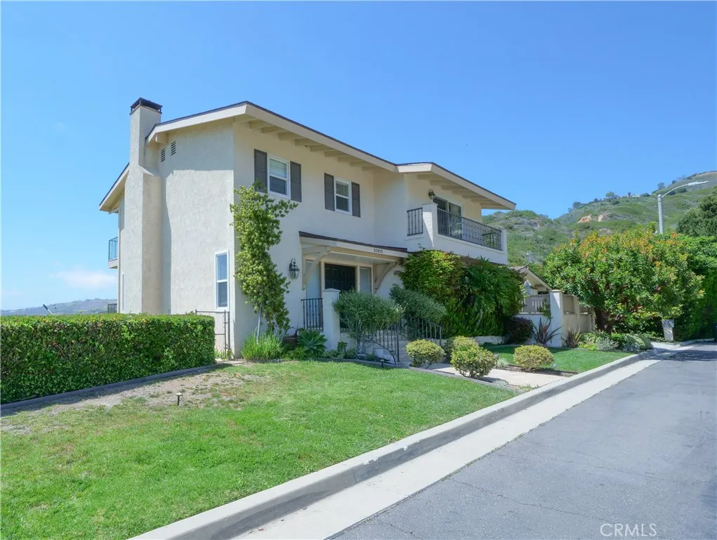 30915 Oceangrove Drive, Rancho Palos Verdes, California 90275 home-pic-37