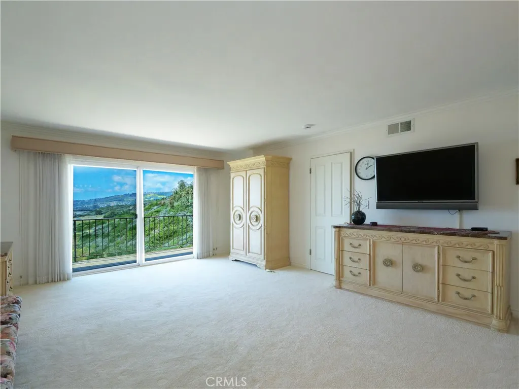 30915 Oceangrove Drive, Rancho Palos Verdes, California 90275 home-pic-16