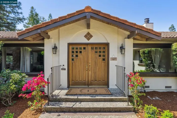 14 Pillon Real, Pleasant Hill, California 94523