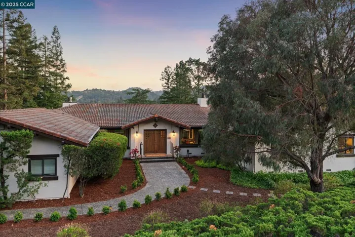 14 Pillon Real, Pleasant Hill, California 94523