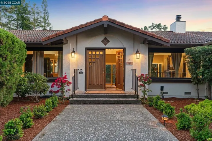 14 Pillon Real, Pleasant Hill, California 94523