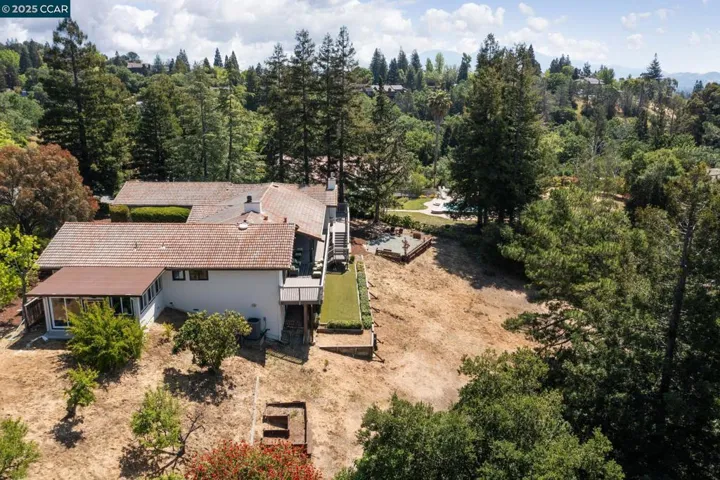 14 Pillon Real, Pleasant Hill, California 94523