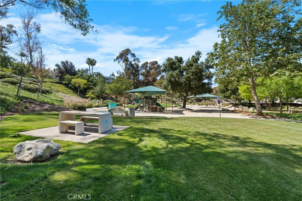2 Chestnut Drive, Aliso Viejo, California 92656 home-pic-34